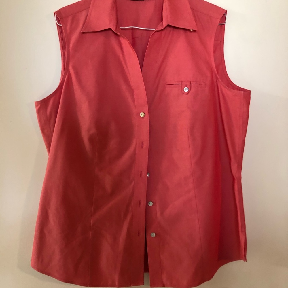 Button down, sleeveless Coral blouse